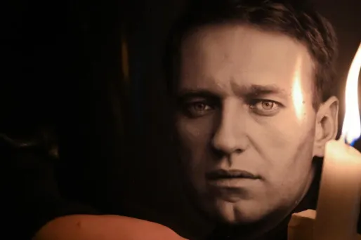 Mort d’Alexeï Navalny : la fin de 13 ans d’opposition à Vladimir Poutine