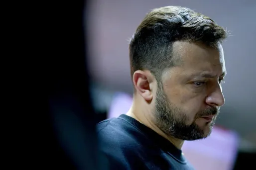 Ukraine : Zelensky présentera des propositions de paix à la Russie une fois agréées par la communauté internationale