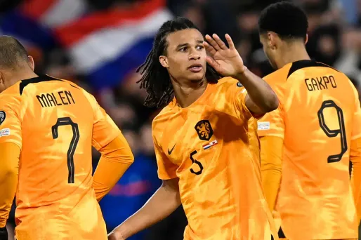 Les Pays-Bas se retrouvent à la troisième place de leur groupe, à égalité de points avec la Grèce, après deux journées