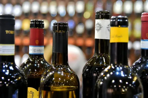 Les droits de douane de Donald Trump sont entrés en vigueur, les producteurs bordelais accusent le coup