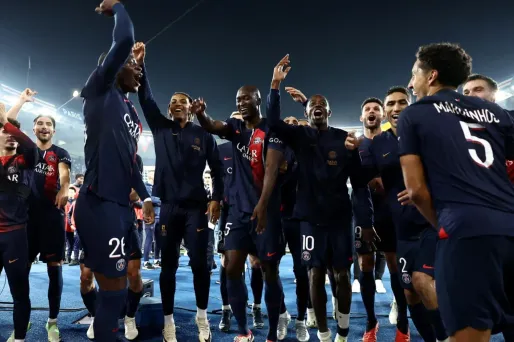 Le PSG lors de ses célébrations après sa victoire face à l'OM.