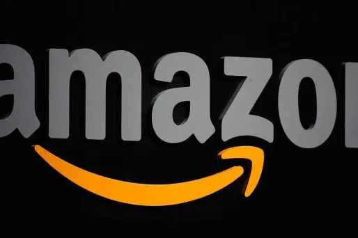 Des versions falsifiées des célèbres romans de l'auteur britannique sont en vente sur le site d'Amazon.