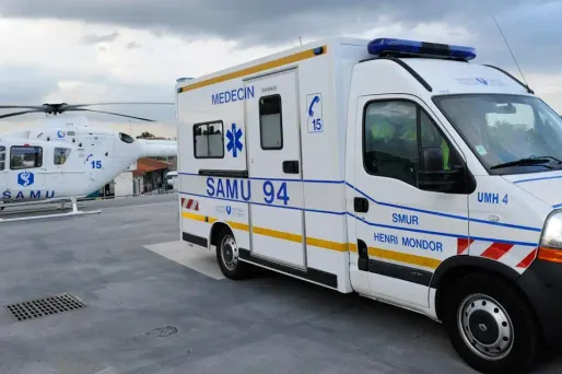 samu, camion, hôpital