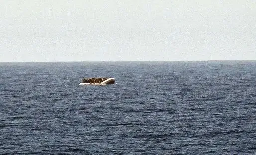 La marine libyenne a annoncé dimanche avoir secouru 335. Photo d'illustration.