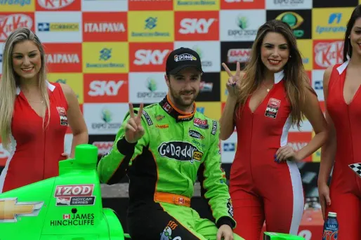 La créatrice de la pétition regrette "l'impression de passer aux yeux des autres pour une plante verte".