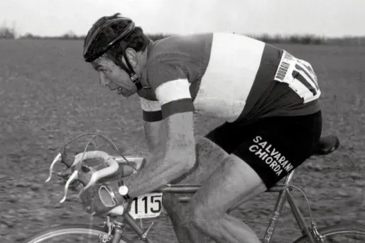 Gimondi est décédé d'une crise cardiaque alors qu'il se baignait en Sicile.