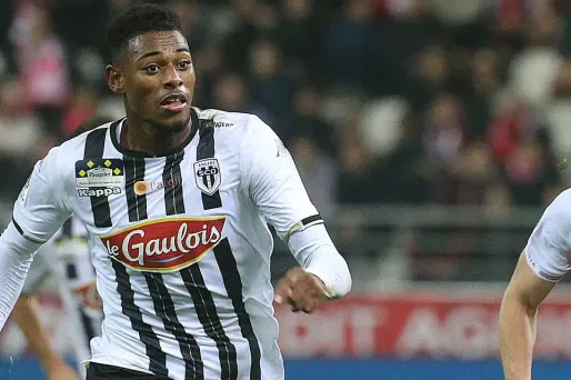 Le joueur Jeff Reine-Adelaïde.