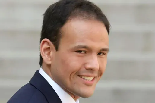 Le secrétaire d'Etat au numérique, Cédric O, a dévoilé le nom de 40 start-up françaises qui recevront un soutien personnalisé de l'État.