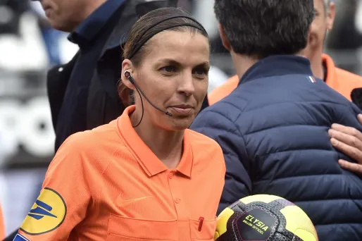 Supercoupe d'Europe : Stéphanie Frappart première femme arbitre d'une rencontre masculine majeure