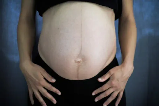 Il ne sera pas spécifié sur l'acte de naissance d'un enfant qu'il est né d'une PMA. (photo d'illustration)