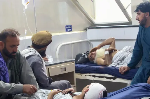 Afghanistan : au moins 800 morts et 2.700 blessés après un séisme dans l'est du pays