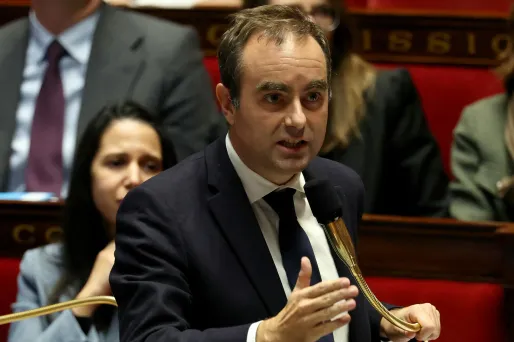 49.3, retraites, impôts... Sébastien Lecornu a tout fait pour échapper au vote de la censure par le PS