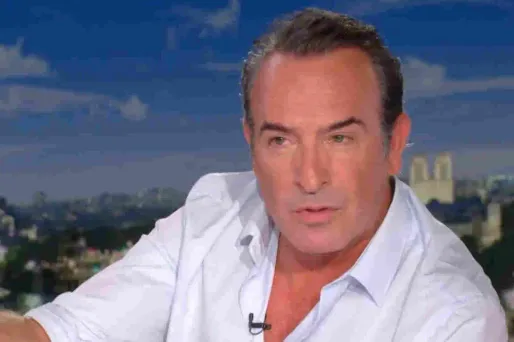 «On est taxé de facho» : pour Jean Dujardin, il est «compliqué» de parler de la France