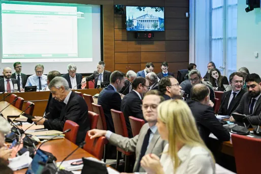 Budget 2026 : la gauche enchaîne les revers