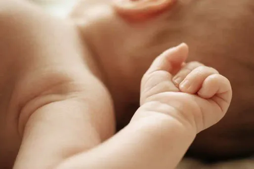 Alimentation pour bébés : plus d’un produit sur deux est ultra-transformé