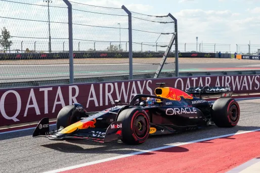 Max Verstappen au volant de sa RB-21 lors du Grand Prix des États-Unis, à Austin, au Texas.