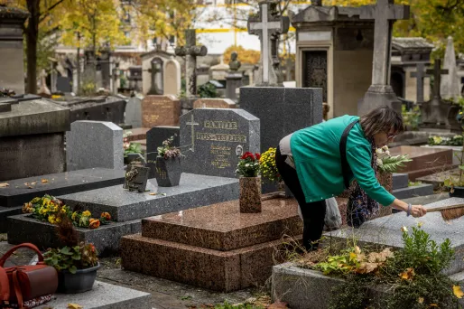 «C'est un problème récurrent» : face aux vols, les cimetières de la Dordogne sous haute surveillance