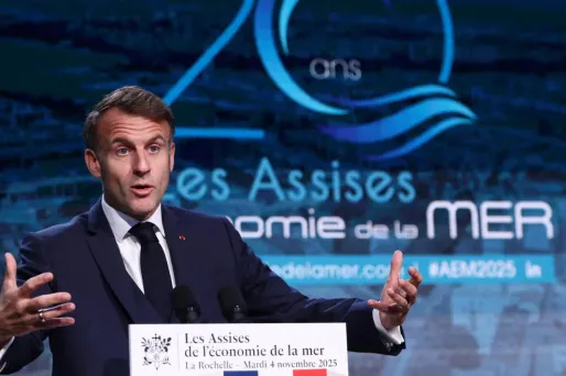 Le président s'est rendu à La Rochelle, en Charente-Maritime, pour l’inauguration des Assises de l'économie de la mer.