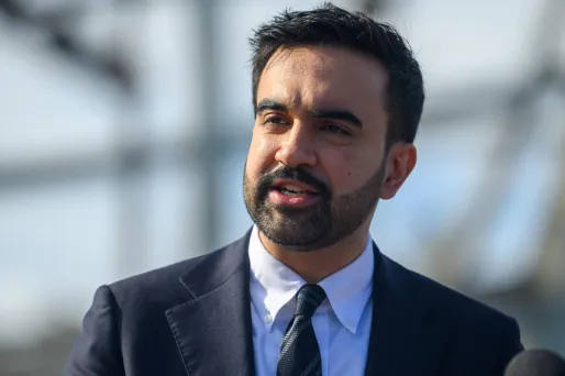 Zohran Mamdani nouveau maire de New York : la gauche française célèbre l'élection du nouvel édile