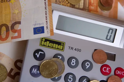 «Ça me permet d'avoir un revenu qui rentre» : ces Français séduits par le cumul emploi-retraite