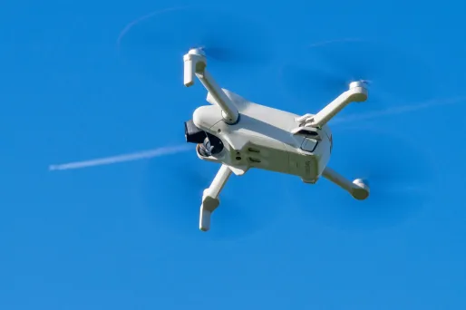 Les survols de drones se multiplient partout en Europe. (Illustration)