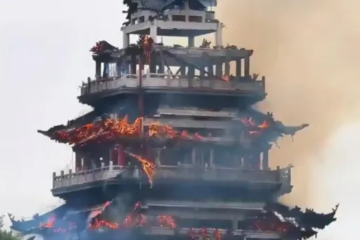 Chine : un incendie touche un site historique vieux de 1.500 ans