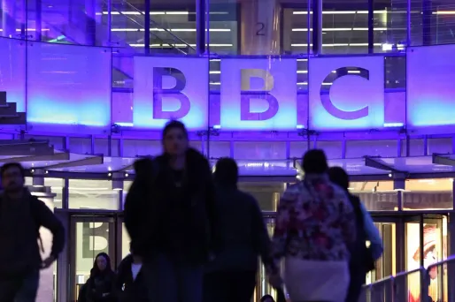 Donald Trump poursuit en justice la BBC pour 5 milliards de dollars