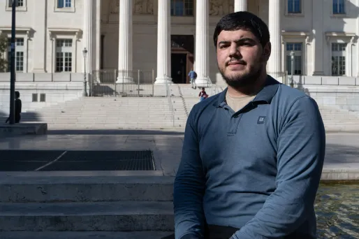 «Levons-nous ensemble contre les narcos» : après l'assassinat de son frère, Amine Kessaci veut poursuivre le combat contre les trafiquants