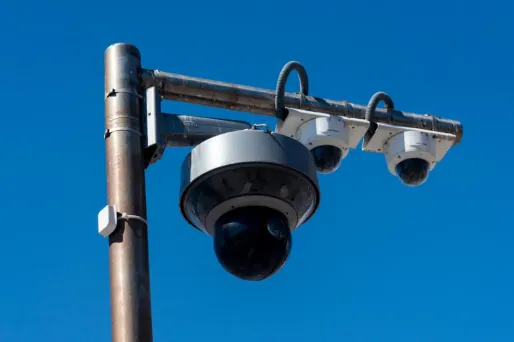 Jusqu’à 30% des caméras sont inutilisées à Marseille, la ville revoit entièrement sa stratégie de vidéosurveillance.