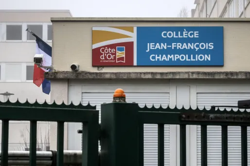 Le collège Champollion de Dijon restera fermé jusqu'à la rentrée prochaine.