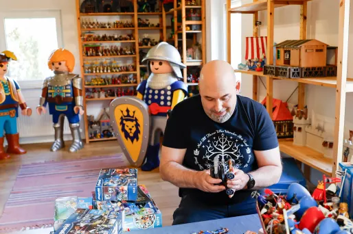 Qu'est-ce qu'un kidulte, ce phénomène qui s'empare du secteur du jouet ?