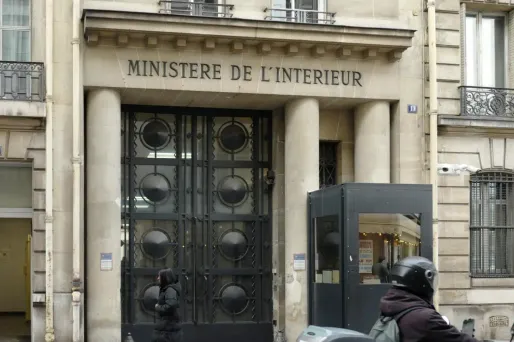 Cyberattaque contre le ministère de l'Intérieur : le hacker présumé de 22 ans placé en détention provisoire