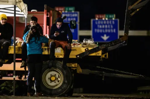 Les "Ultras de l'A64" bloquent depuis dix jours maintenant une section de l'autoroute Toulouse-Bayonne.