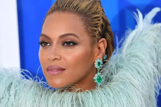 «La troisième musicienne la mieux payée au monde» : Beyoncé se hisse dans le classement des milliardaires