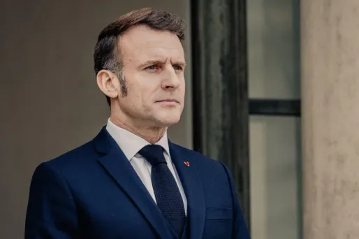 Incendie de Crans-Montana : Emmanuel Macron se rendra en Suisse le 9 janvier pour la cérémonie d'hommage aux victimes