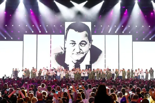 Les Enfoirés accueillent trois nouveaux artistes pour leur spectacle à Bercy qui aura lieu du 13 au 19 janvier