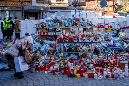 Incendie à Crans-Montana : neuf Français parmi les victimes, l’identité de cinq d’entre eux reste inconnue