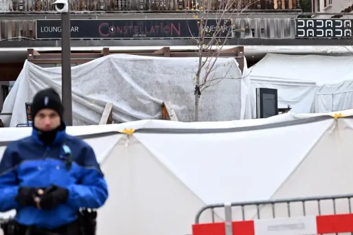 Les gérants du bar font l'objet d'une enquête pour homicide et incendie par négligence.