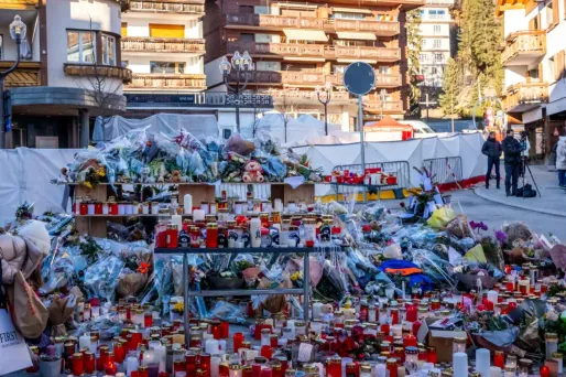 Vendredi a été décrété jour de deuil national en hommage aux victimes de cette tragédie qui a fait 40 morts et 116 blessés.
