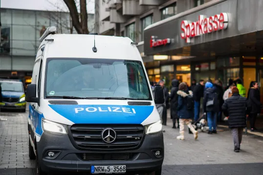 Allemagne : braquage spectaculaire d'une banque, le préjudice est estimé à 30 millions d'euros par la police