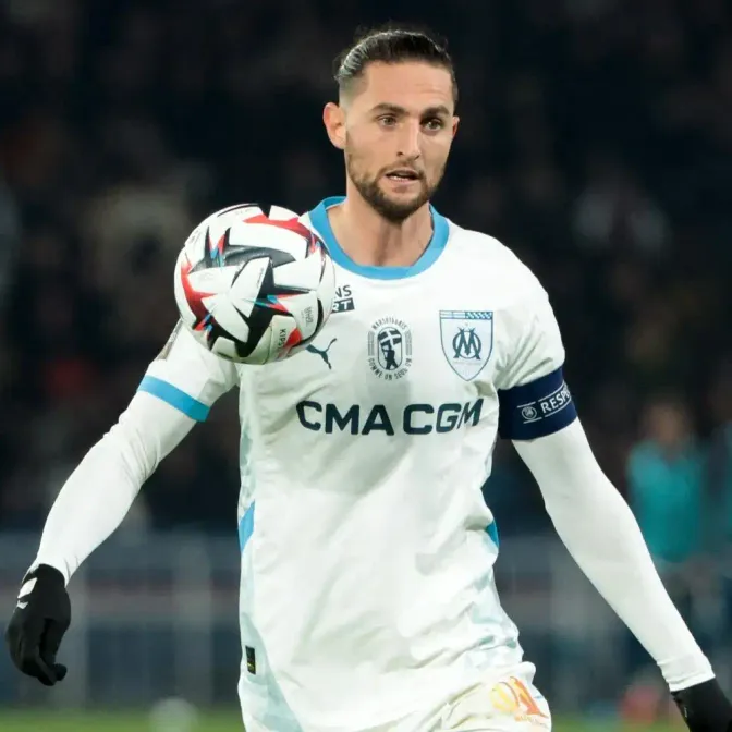 «La classe ça ne s’achète pas» : Adrien Rabiot réagit aux insultes des supporters du PSG et tacle Nasser al-Khelaïfi