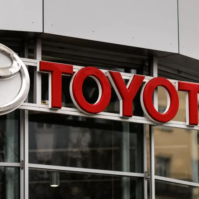 L'administration du président américain Donald Trump applique depuis début avril des surtaxes de 25% sur les voitures importées aux Etats-Unis.