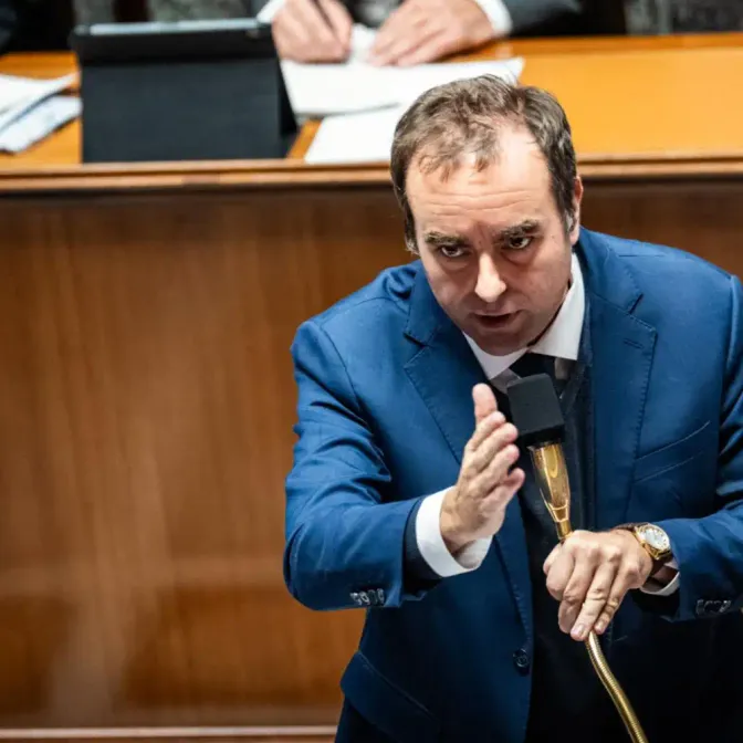 Sébastien Lecornu s'est dit opposé à "l'abrogation" de l'accord.