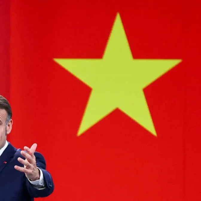 Visite d'Emmanuel Macron en Chine : un bilan mitigé pour le chef de l'État