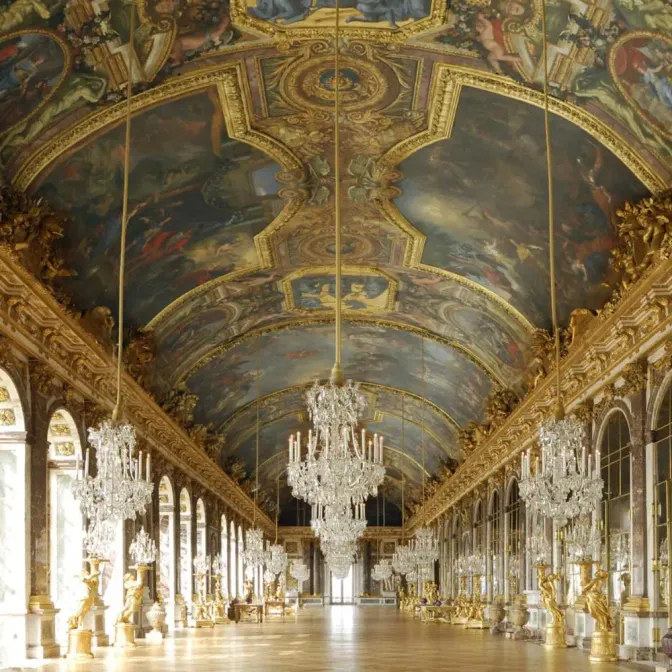 Versailles augmente ses tarifs pour les visiteurs extra européens
