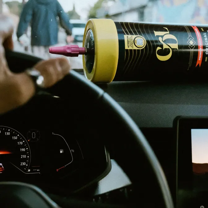 Les accidents causés par la prise de protoxyde d'azote ont largement augmenté en France.