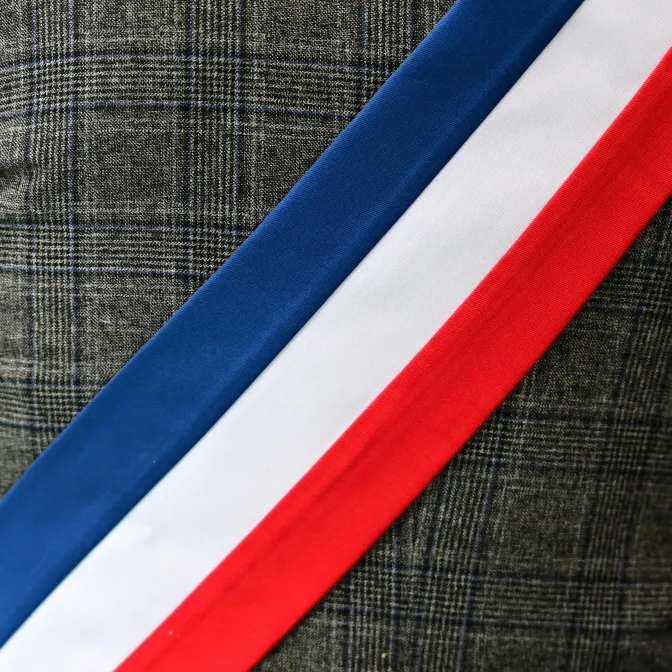 «Je le trouve courageux» : à Chessy, les habitants approuvent la démission du maire pour ne pas marier un OQTF