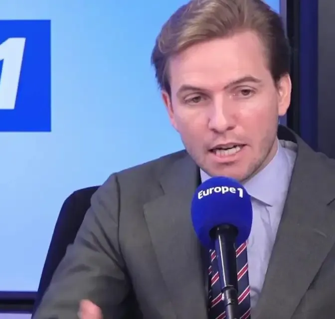 «Il n'est pas pour autant du côté des agriculteurs» : Erik Tegnér critique la position de Macron sur l'accord UE-Mercosur