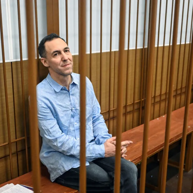 Laurent Vinatier : emprisonné en Russie depuis juin 2024, le Kremlin annonce avoir fait une «proposition» à la France