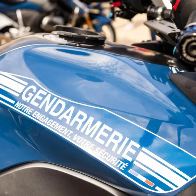 Moto de gendarmerie (Illustration)